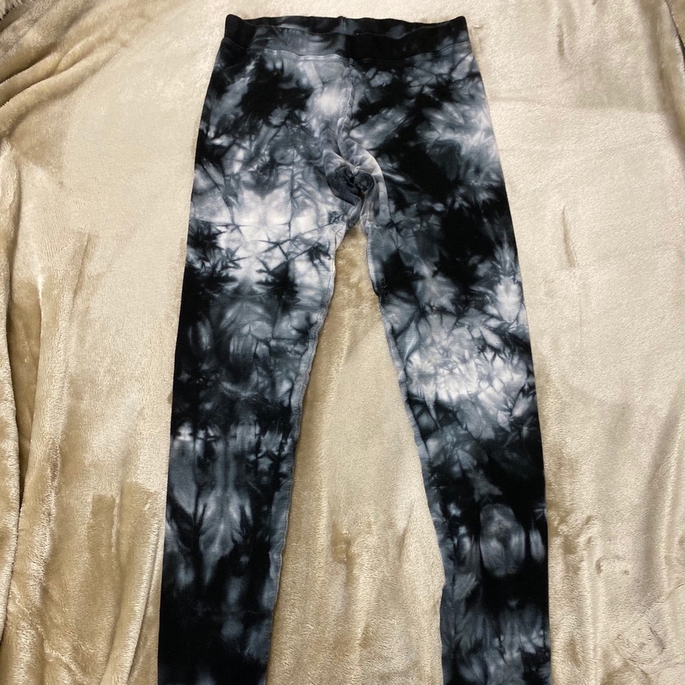 Brandy Melville Kelis Gray Tie-dye Legging Pants